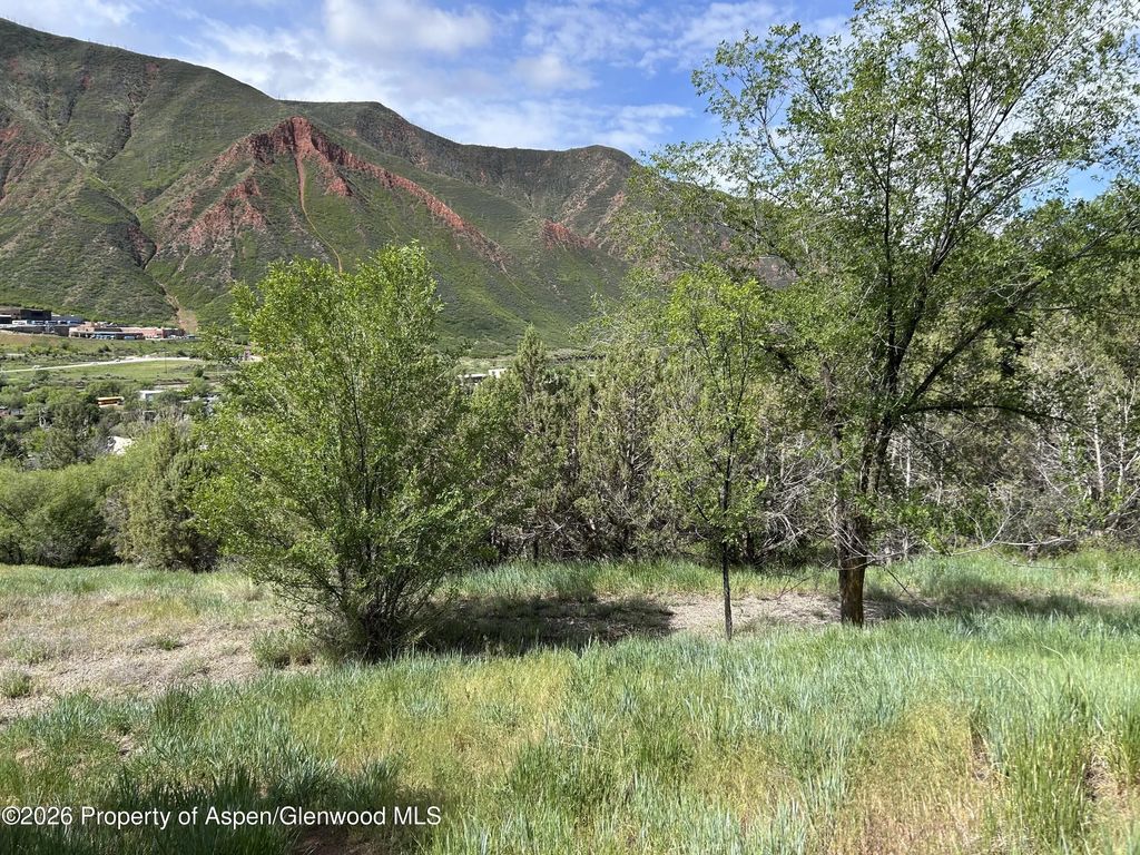 8 of 19 - 850 Greenway Drive, Glenwood Springs, CO