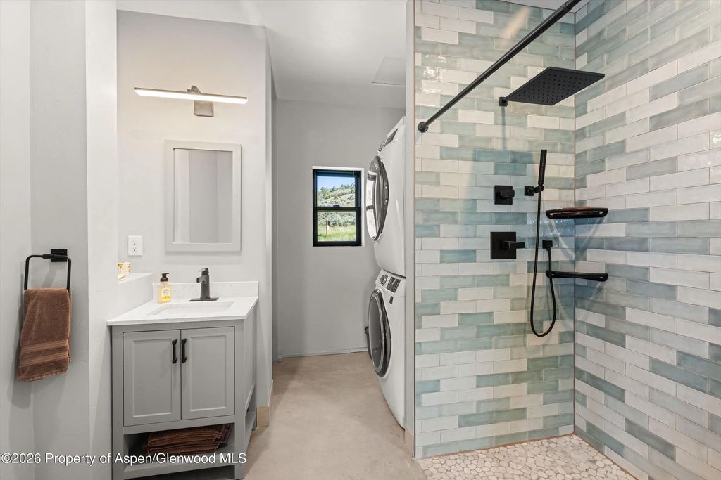8 of 27 - 1498 Panorama Drive, Carbondale, CO