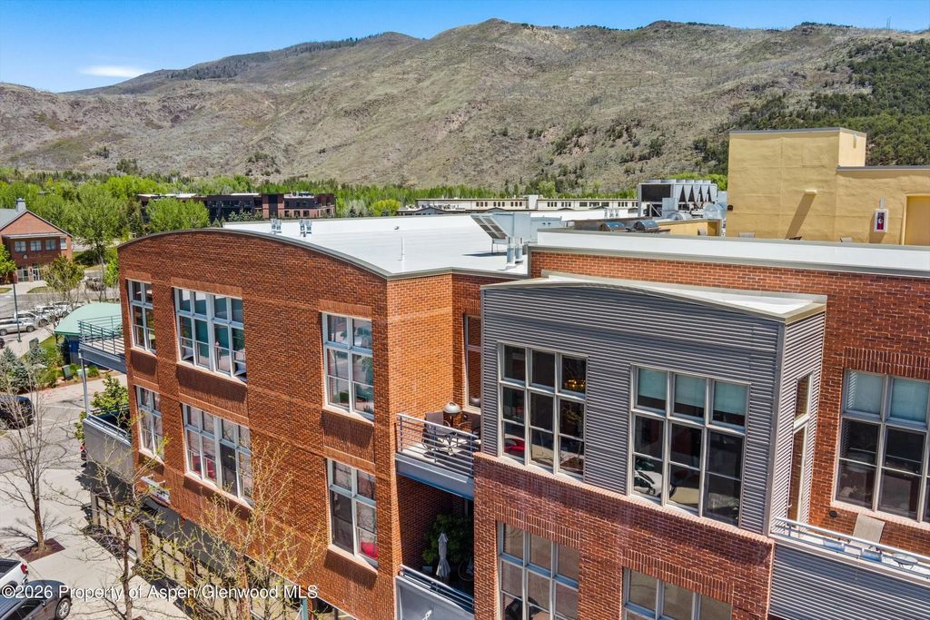 12 of 15 - 231 Robinson Street 310, Basalt, CO