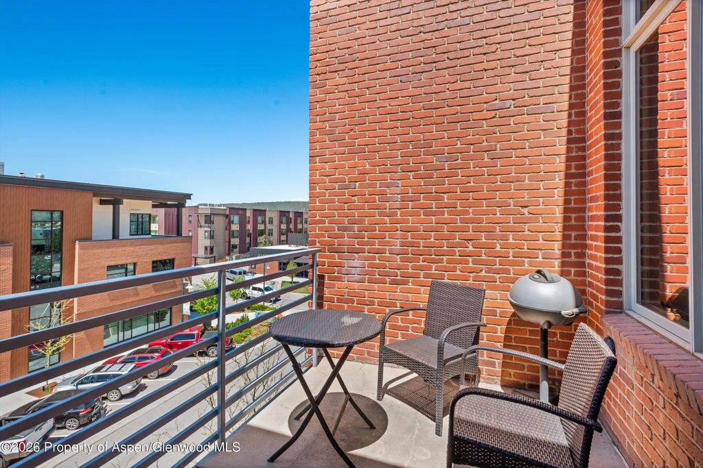 7 of 15 - 231 Robinson Street 310, Basalt, CO