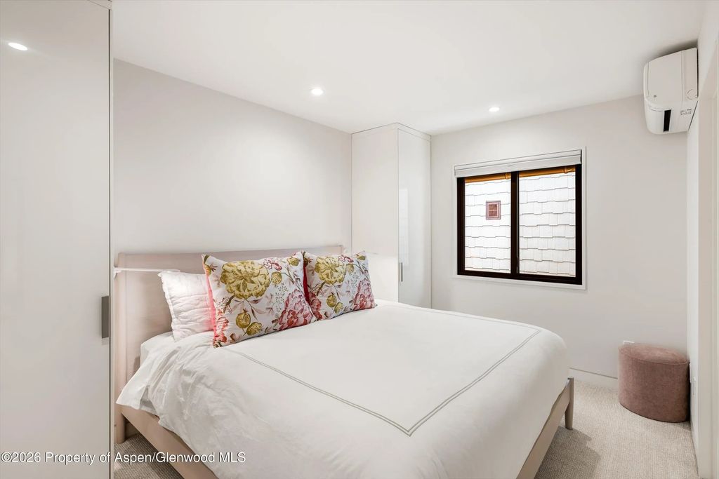 17 of 30 - 650 S Monarch Street 7, Aspen, CO