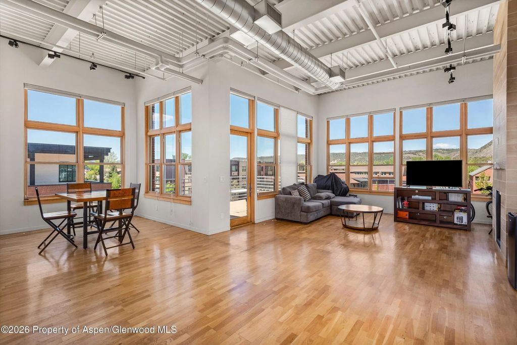 4 of 18 - 231 Robinson Street 312, Basalt, CO