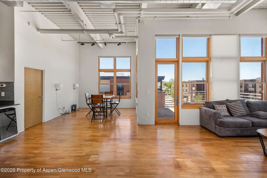 7 of 18 - 231 Robinson Street 312, Basalt, CO