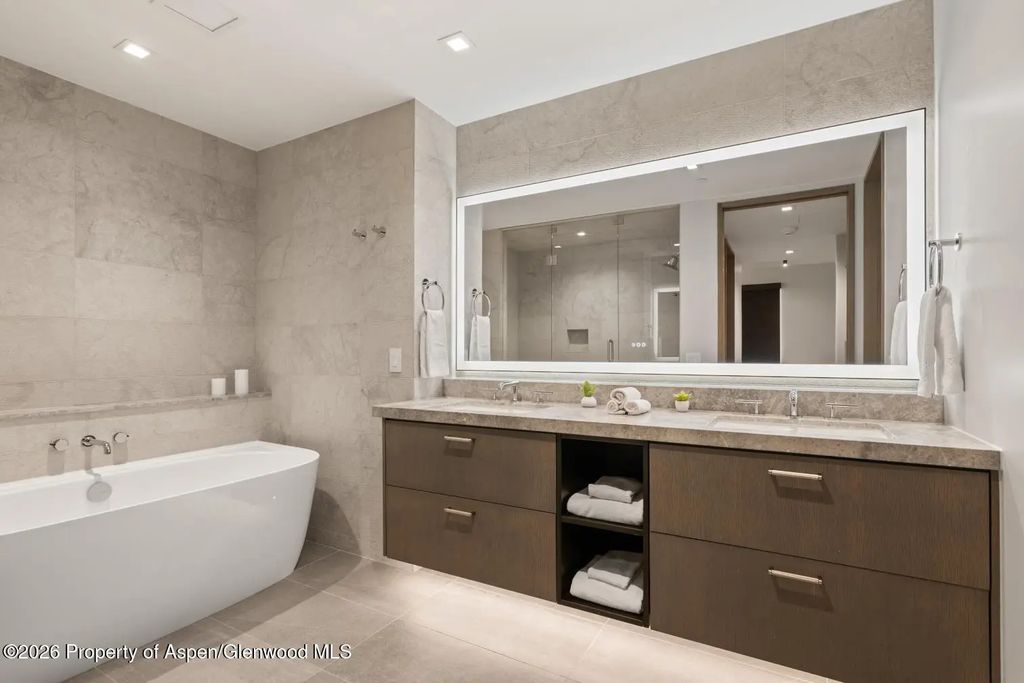 33 of 69 - 180 Wood Road 402, Snowmass Village, CO