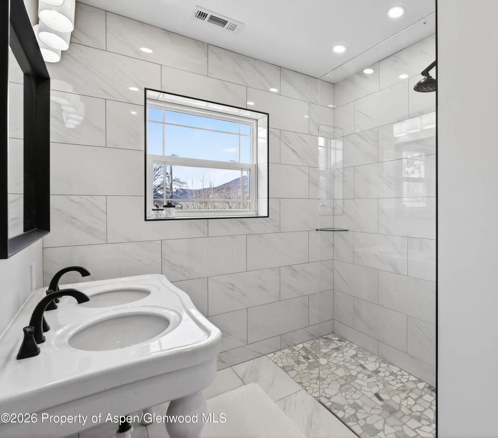 17 of 51 - 716 Minter Avenue, Glenwood Springs, CO