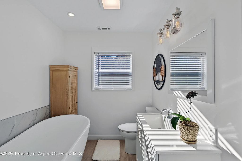 24 of 51 - 716 Minter Avenue, Glenwood Springs, CO