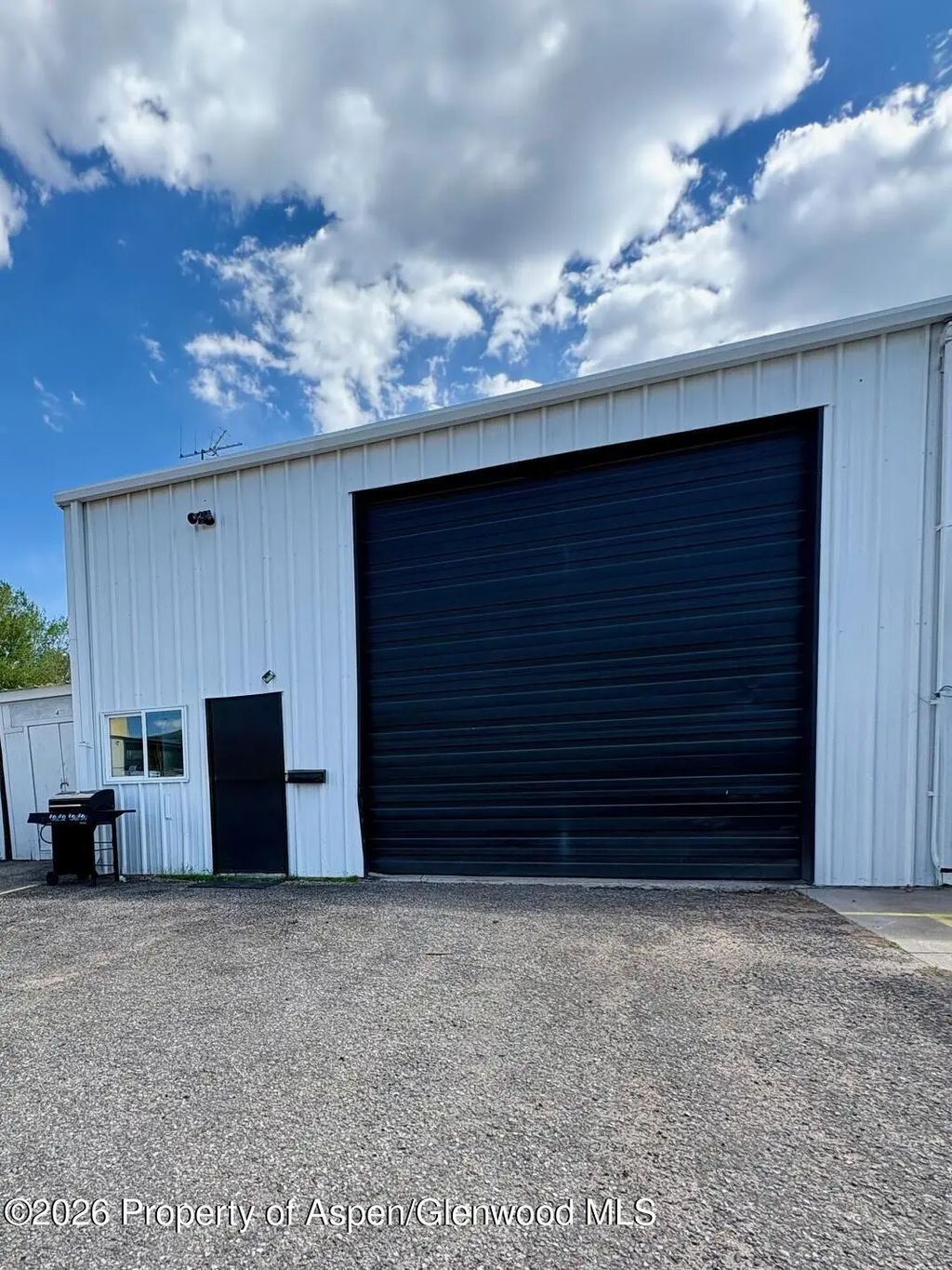 1 of 2 - 762 Industry Place 7, Carbondale, CO