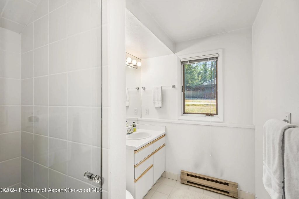 35 of 41 - 1275 Snowbunny Lane 2, Aspen, CO