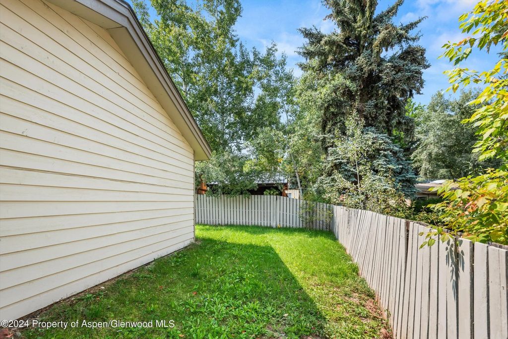 5 of 41 - 1275 Snowbunny Lane 2, Aspen, CO