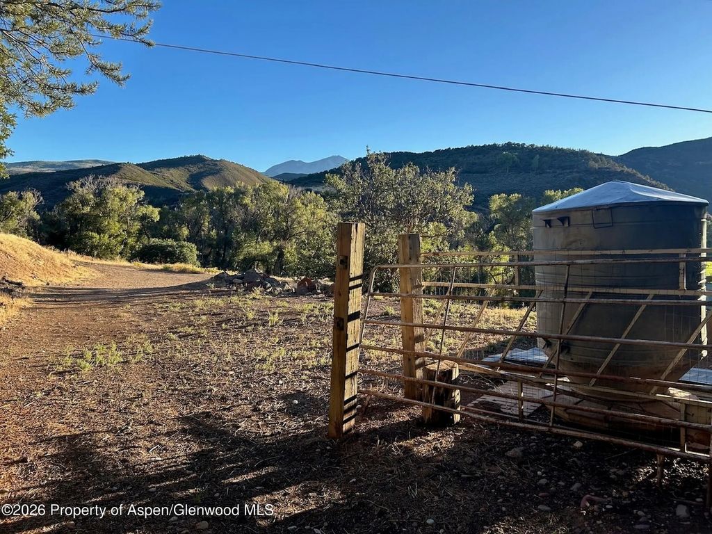 65 of 74 - 422 Sopris Creek Road, Basalt, CO