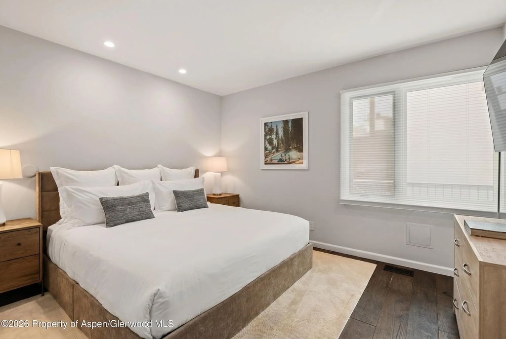 7 of 14 - 800 S Mill Street 6a, Aspen, CO