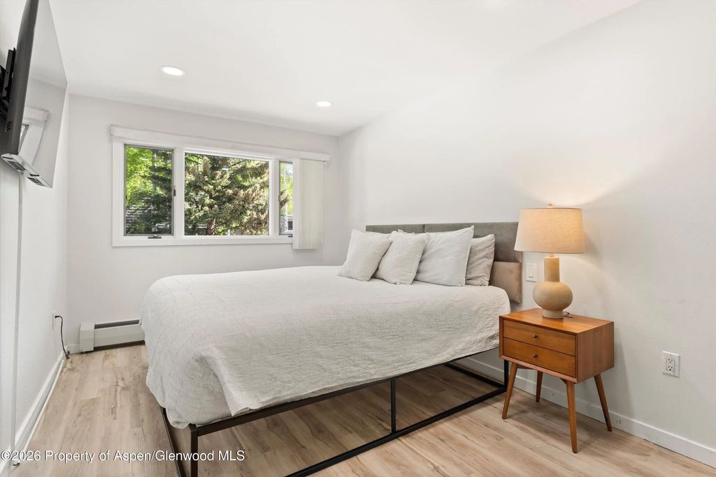 11 of 22 - 100 E Dean Street 1d, Aspen, CO