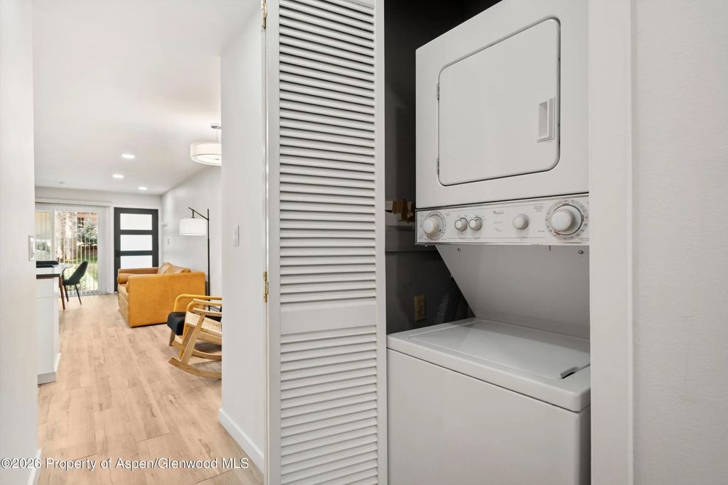 17 of 22 - 100 E Dean Street 1d, Aspen, CO