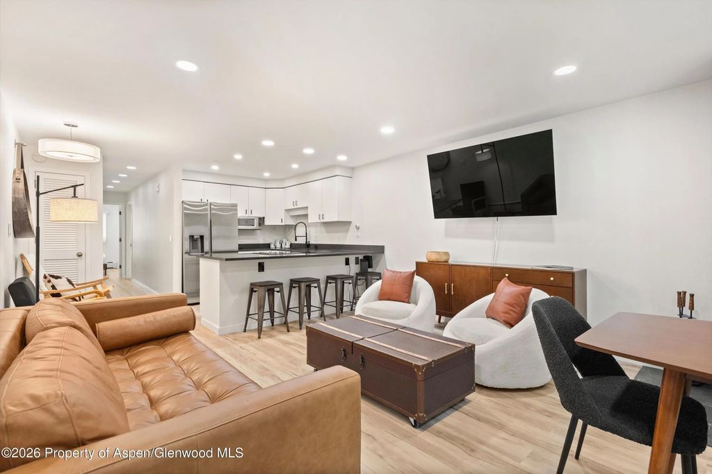 6 of 22 - 100 E Dean Street 1d, Aspen, CO