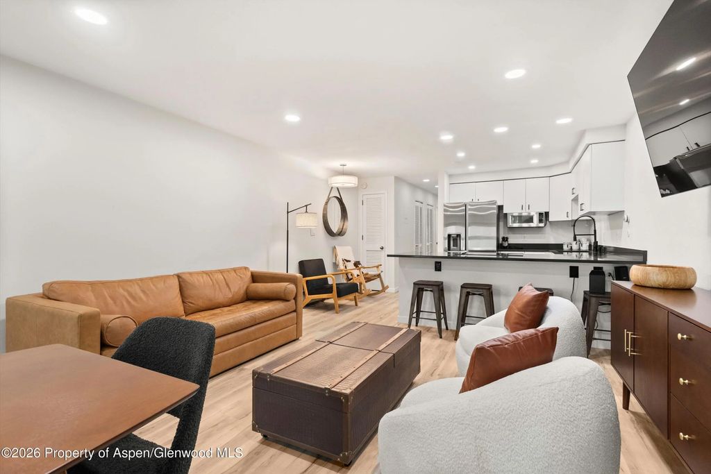 7 of 22 - 100 E Dean Street 1d, Aspen, CO