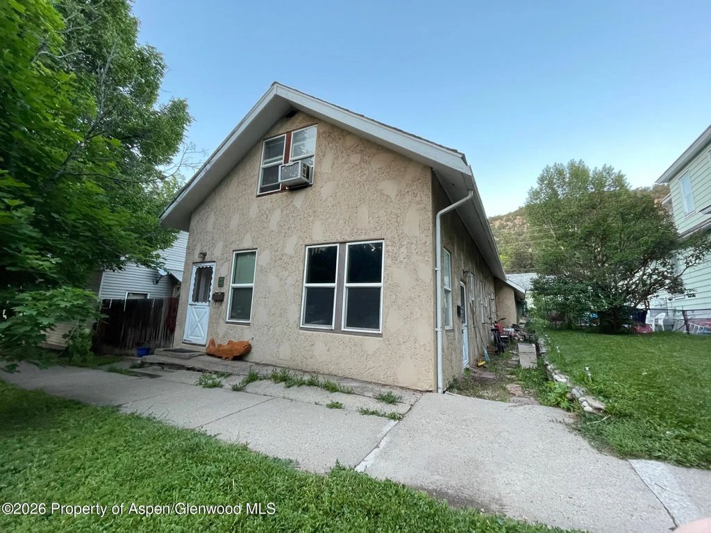 4 of 23 - 908 & 910 Blake Avenue, Glenwood Springs, CO
