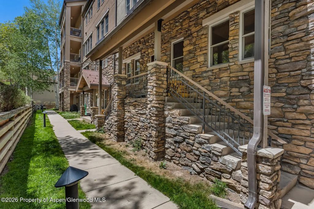 74 of 79 - 425 Wood Road 15 & 16, Snowmass Village, CO