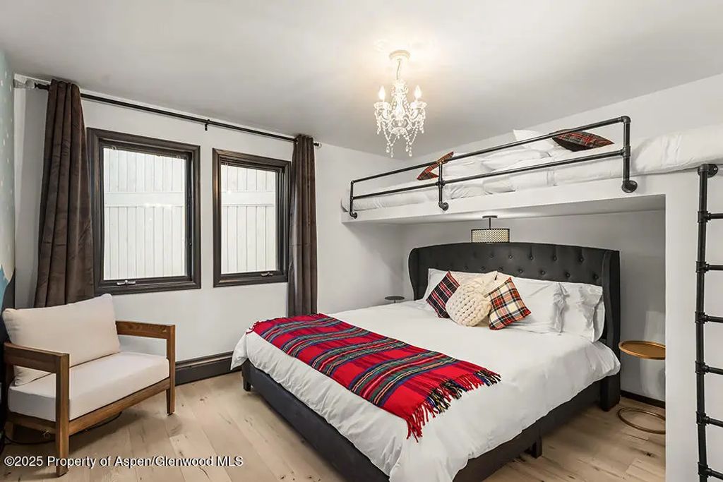 17 of 34 - 35 Upper Woodbridge Road 2a, Snowmass Village, CO