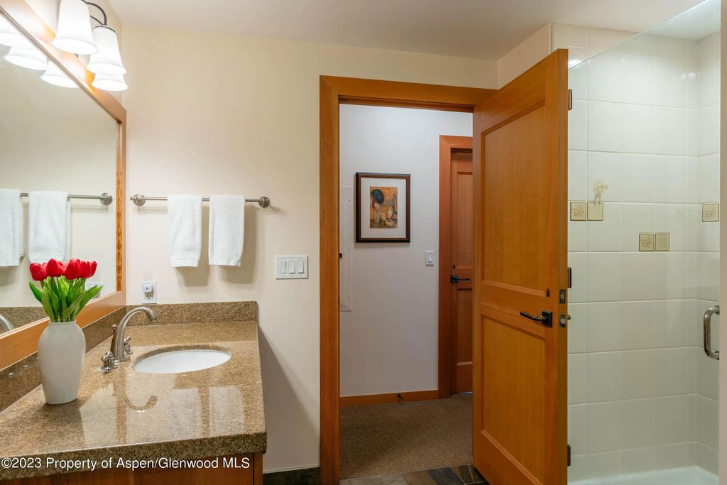 11 of 23 - 110 Carriage Way 3406, Snowmass Village, CO