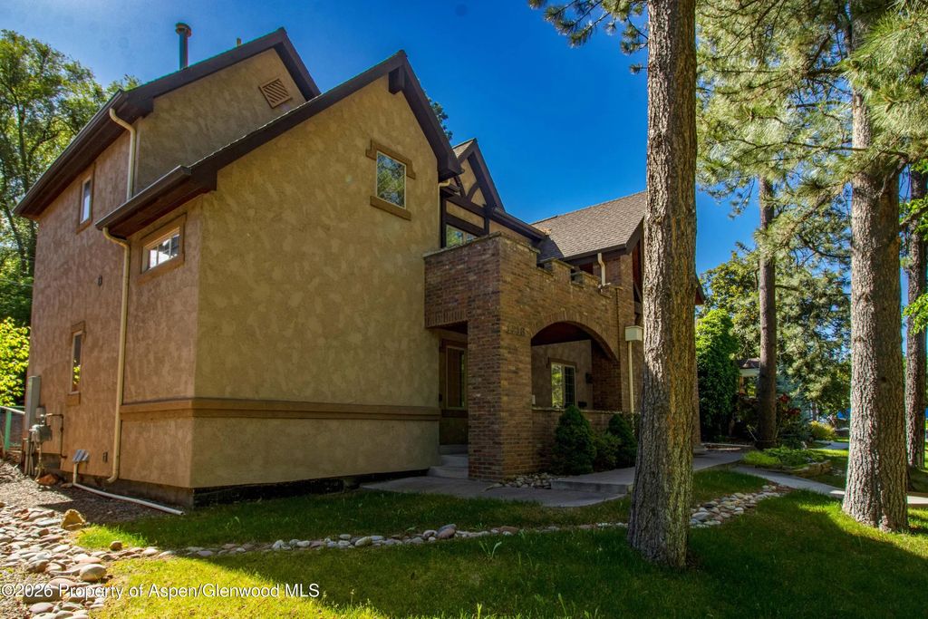 31 of 36 - 1216 Grand Avenue, Glenwood Springs, CO