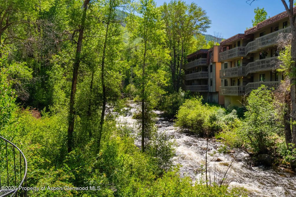 25 of 34 - 979 Queen Street, Aspen, CO