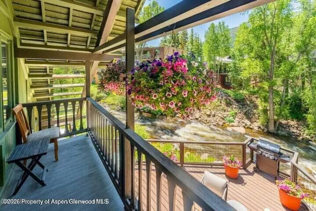 4 of 34 - 979 Queen Street, Aspen, CO