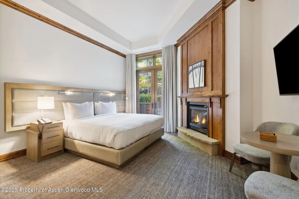 14 of 30 - 415 E Dean St., Unit 4, Week 32, Aspen, CO