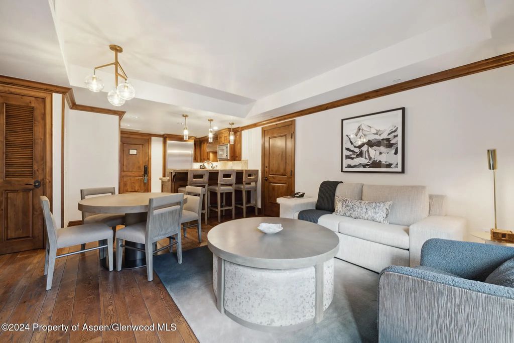 6 of 21 - 415 E Dean St., Unit 10, Wks 32 & 33, Aspen, CO