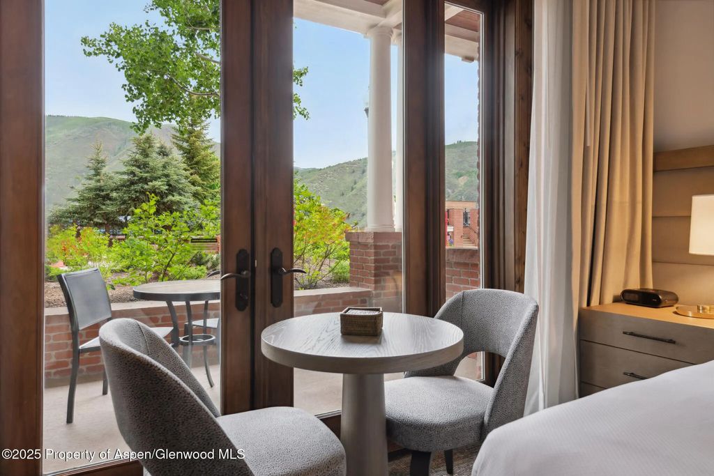 15 of 27 - 415 E Dean St, Unit 1, Week 29 Street, Aspen, CO