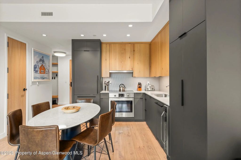 10 of 26 - 119 Wood Road 407, Snowmass Village, CO