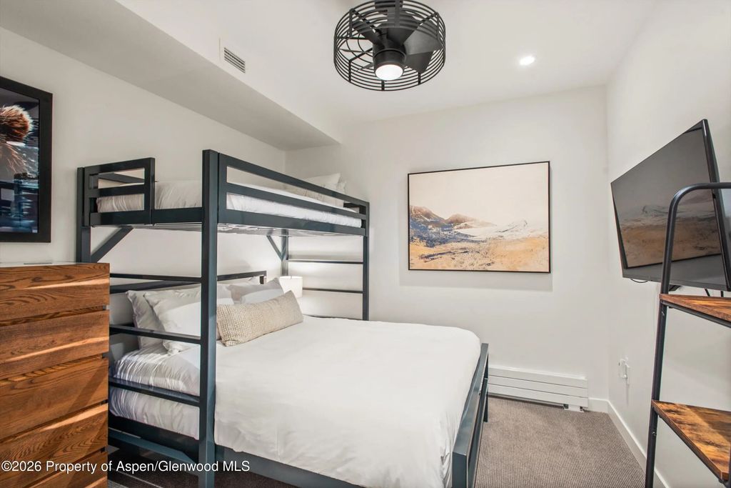 15 of 26 - 119 Wood Road 407, Snowmass Village, CO