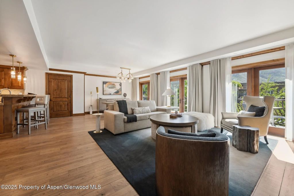 4 of 29 - 415 E Dean St., Unit 49 Week 33, Aspen, CO