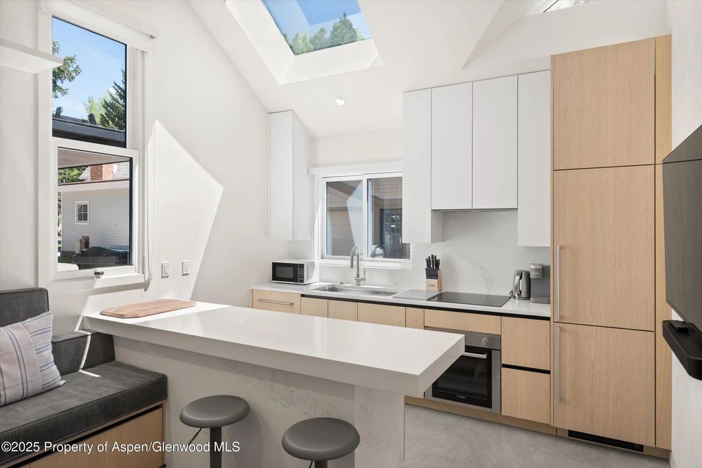 38 of 44 - 211 W Main Street, Aspen, CO