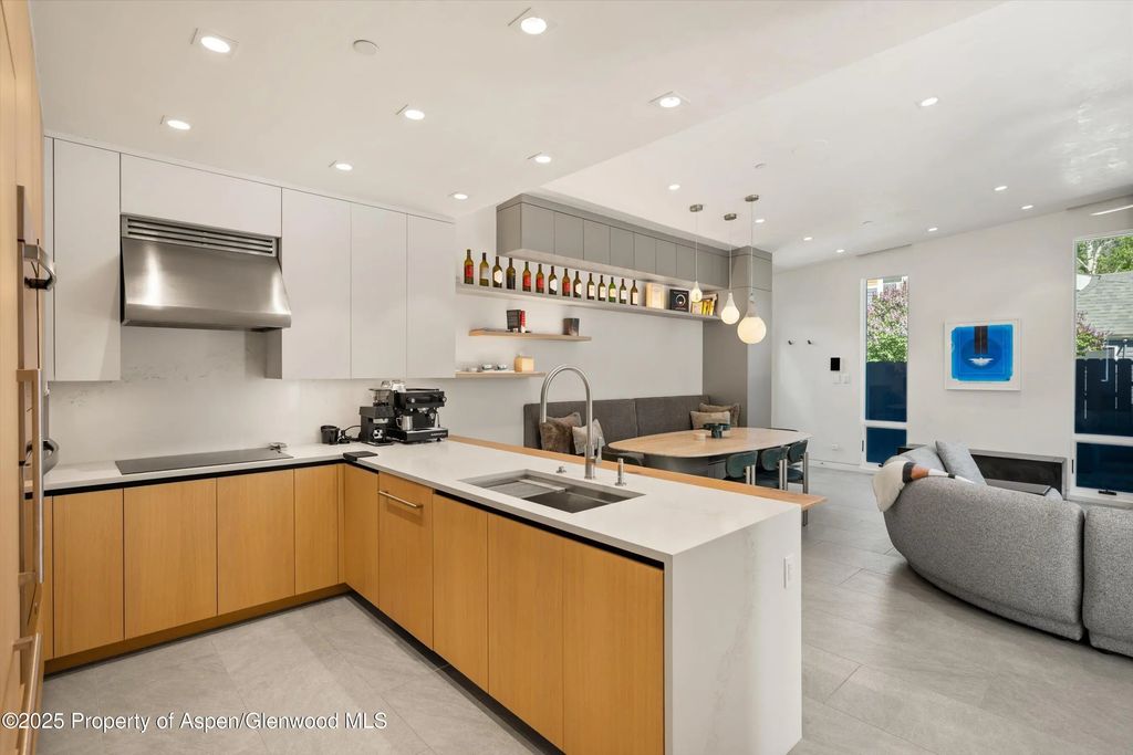 9 of 44 - 211 W Main Street, Aspen, CO