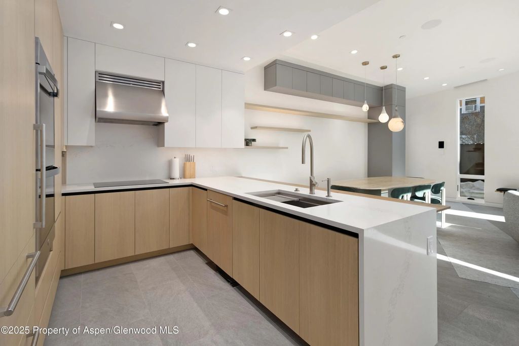 13 of 49 - 211 W Main Street, Aspen, CO