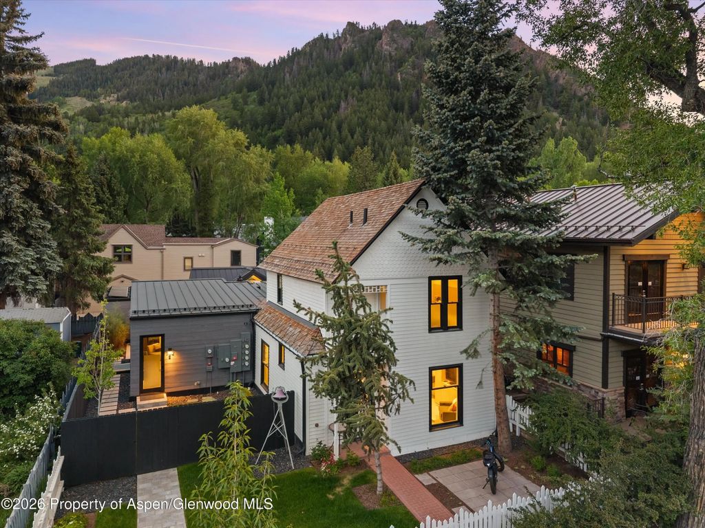 46 of 49 - 211 W Main Street, Aspen, CO
