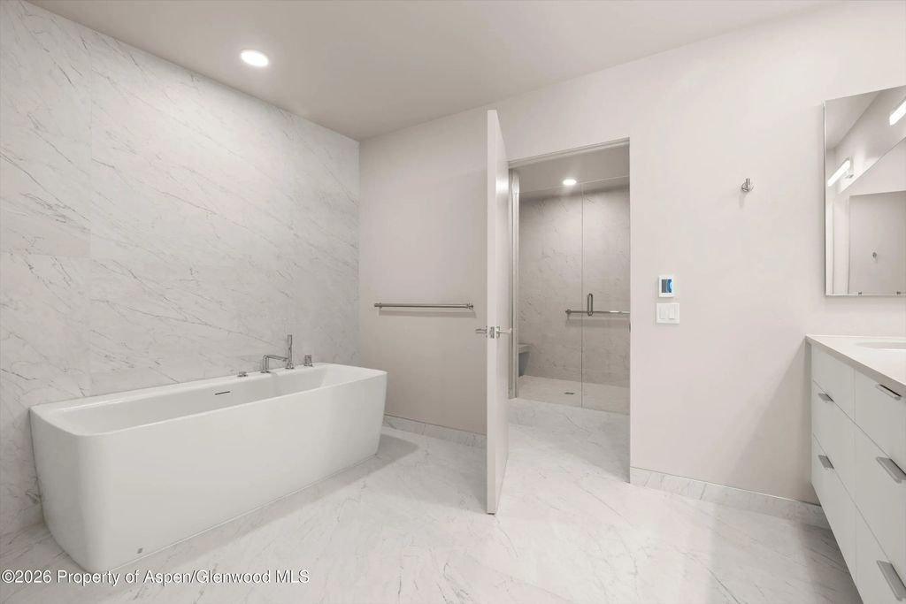 10 of 21 - 101 Willow Road 206, Basalt, CO
