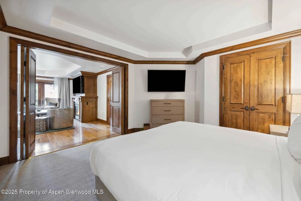 12 of 35 - 415 E Dean St., Unit 38, Week 33, Aspen, CO