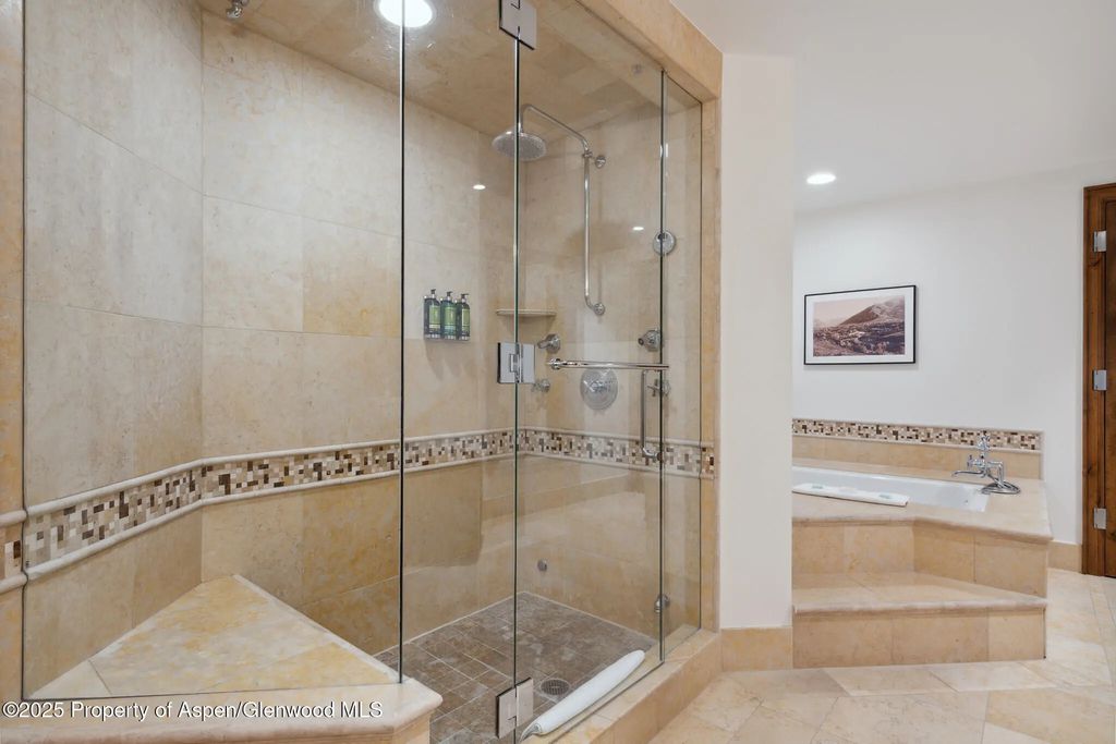 14 of 35 - 415 E Dean St., Unit 38, Week 33, Aspen, CO