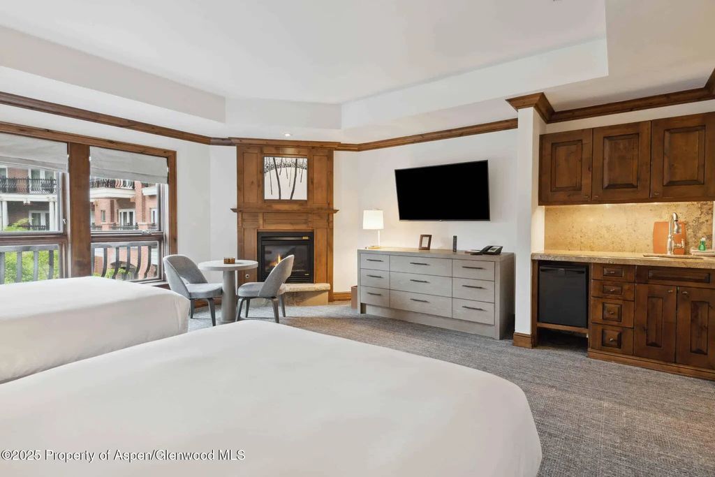 25 of 35 - 415 E Dean St., Unit 38, Week 33, Aspen, CO