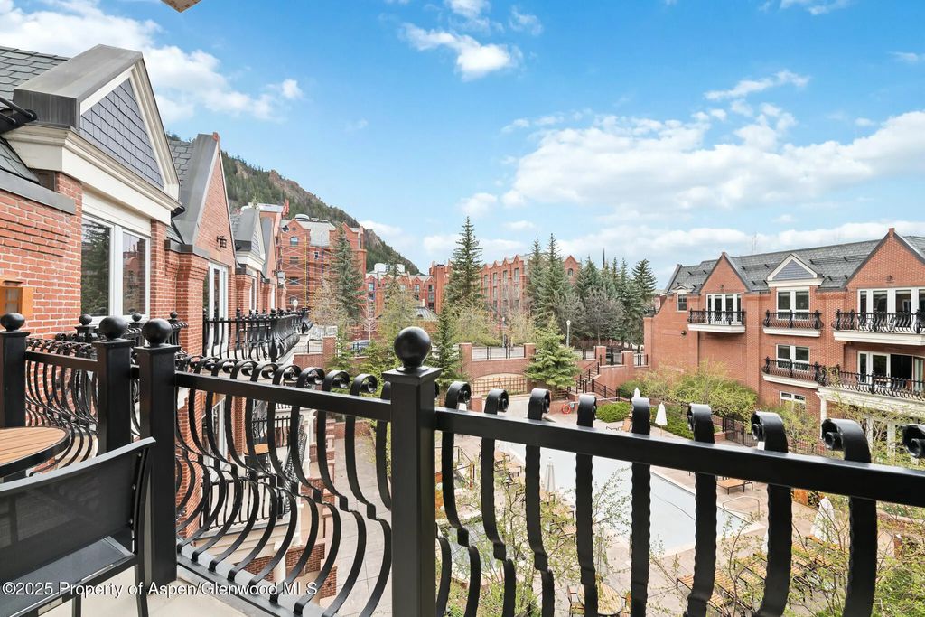 6 of 35 - 415 E Dean St., Unit 38, Week 33, Aspen, CO
