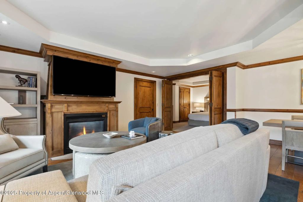 7 of 35 - 415 E Dean St., Unit 38, Week 33, Aspen, CO