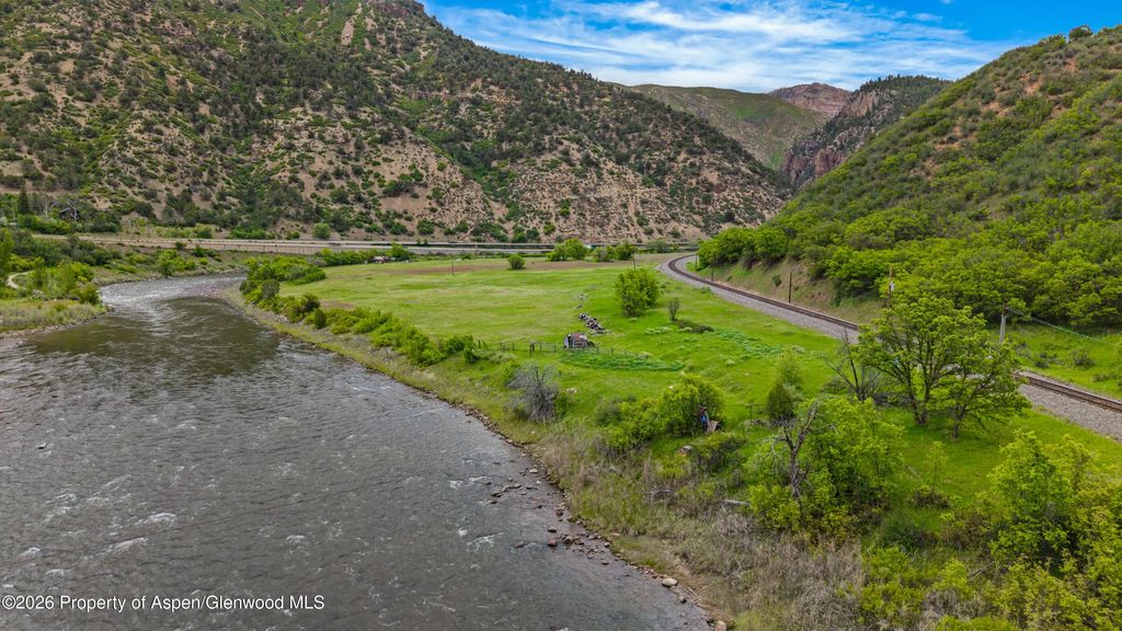 9 of 18 - 1312 County Road 129, Glenwood Springs, CO