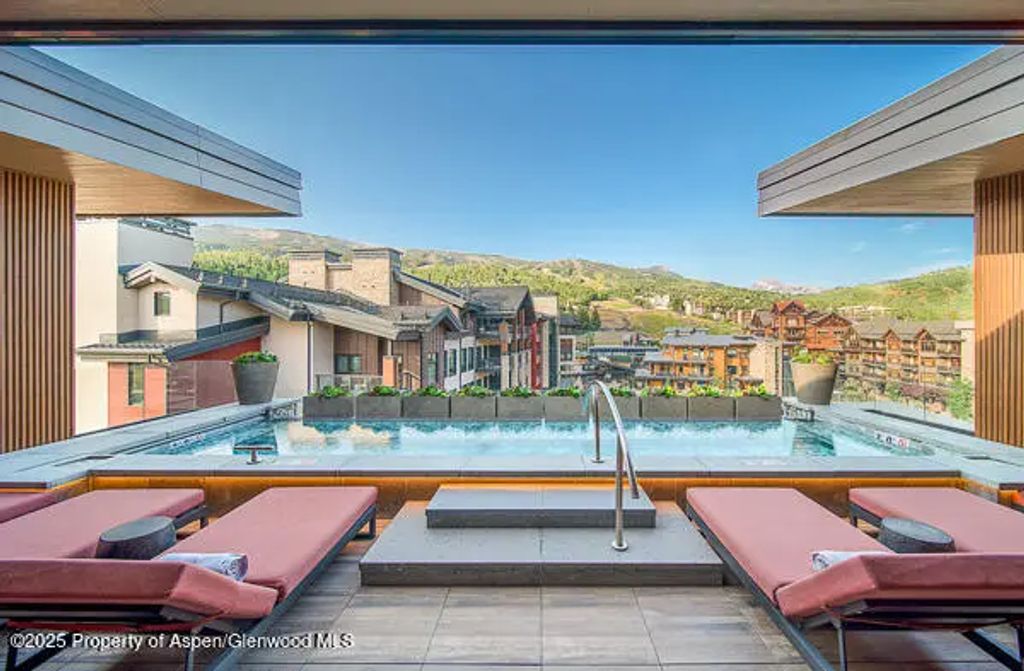 32 of 43 - 77 Wood Road 303, Snowmass Village, CO