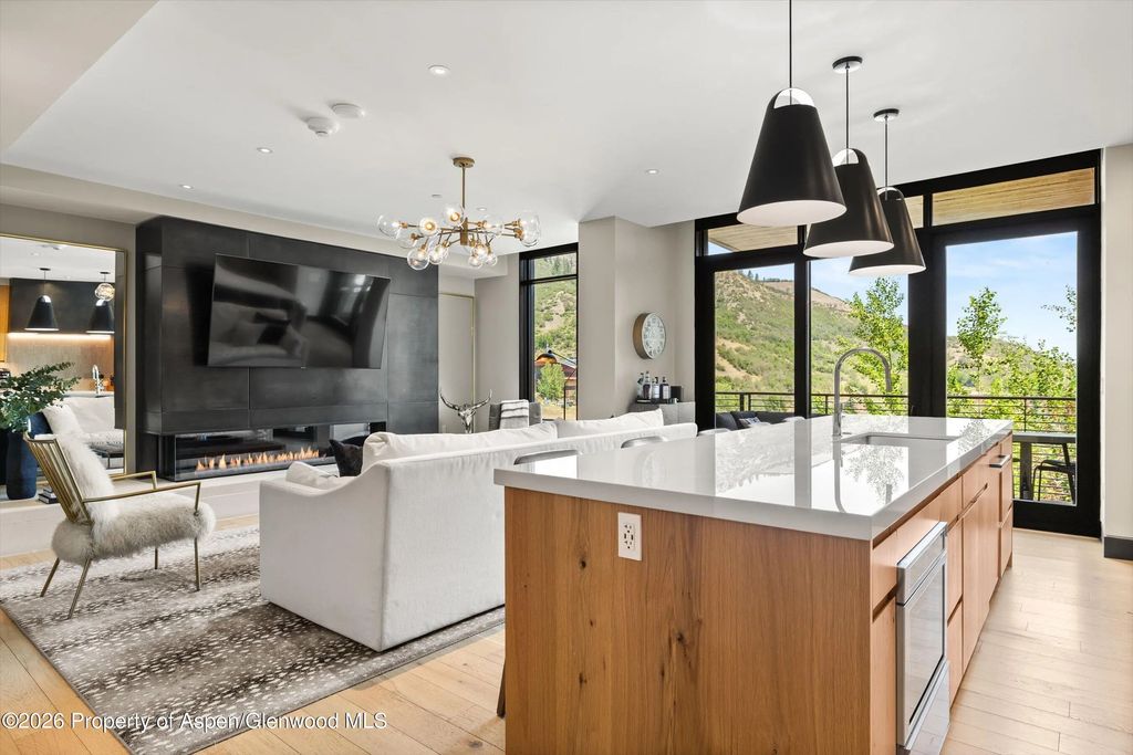 4 of 43 - 77 Wood Road 303, Snowmass Village, CO