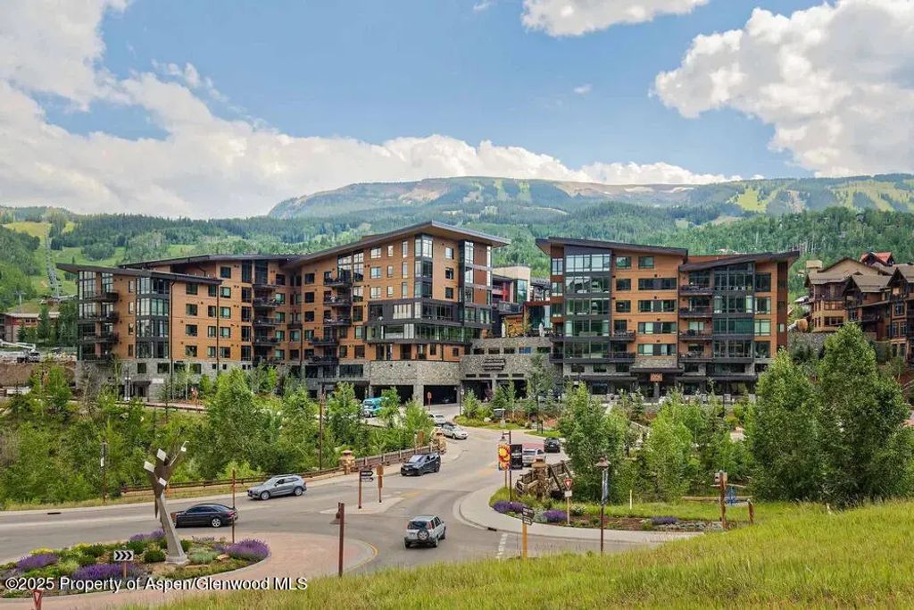 41 of 43 - 77 Wood Road 303, Snowmass Village, CO