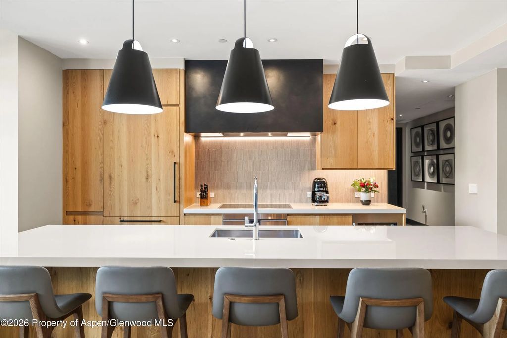 8 of 43 - 77 Wood Road 303, Snowmass Village, CO