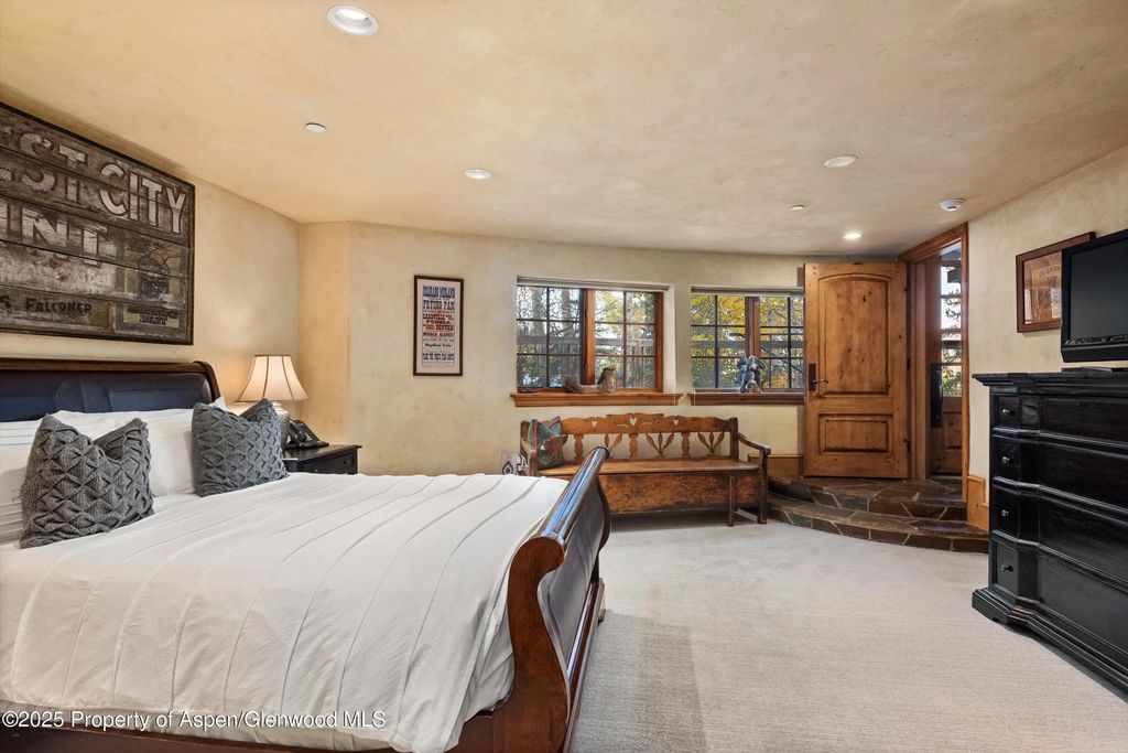 12 of 31 - 660 S Galena Street, Aspen, CO