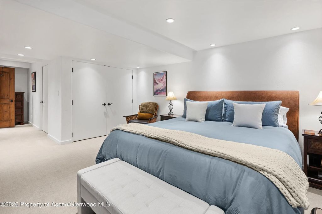 14 of 24 - 100 N 8th Street 19, Aspen, CO