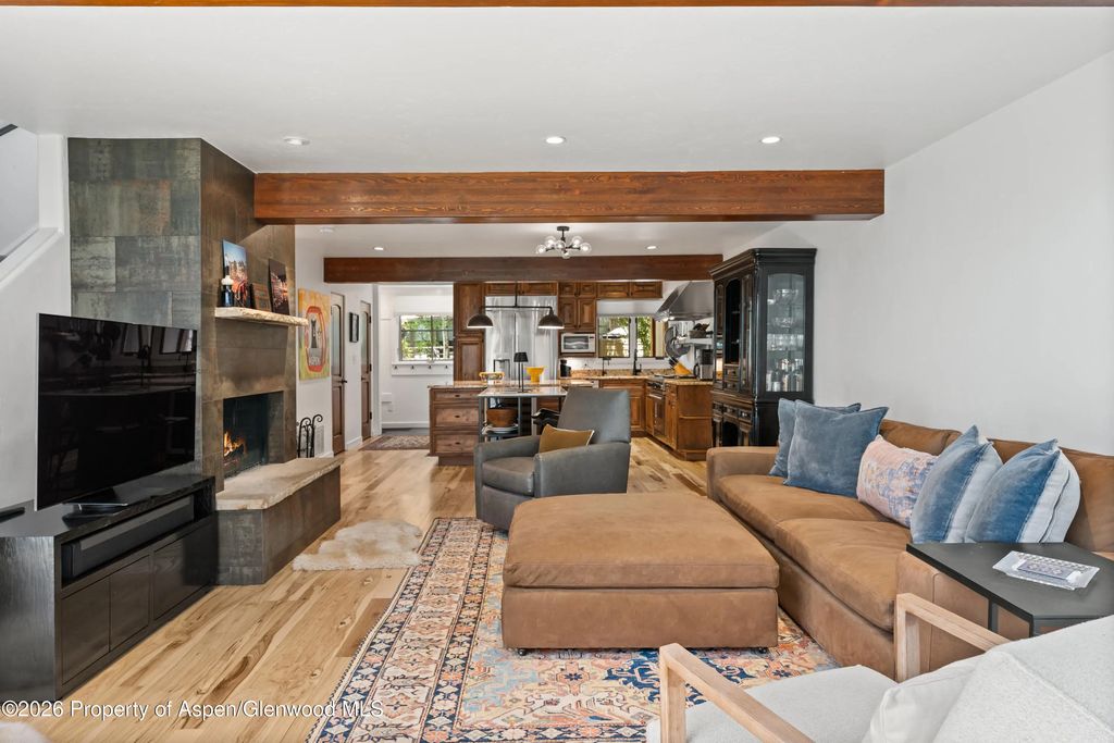 9 of 24 - 100 N 8th Street 19, Aspen, CO